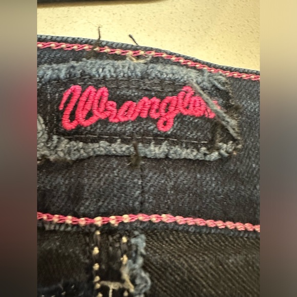Wrangler western boot cut jeans dark wash EUC like new on trend - Picture 16 of 16